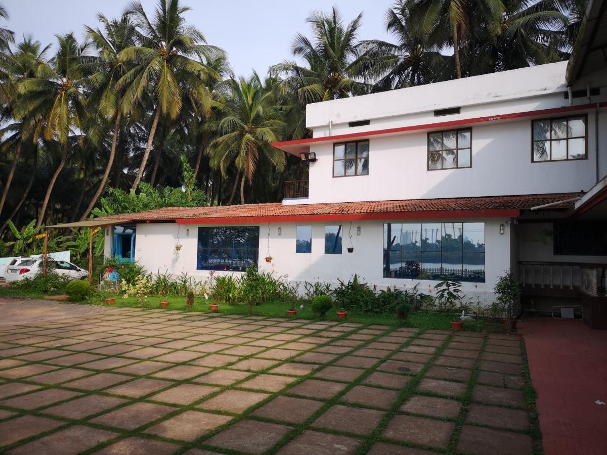 Nisarga Nirvana River House Mangalore Exterior foto